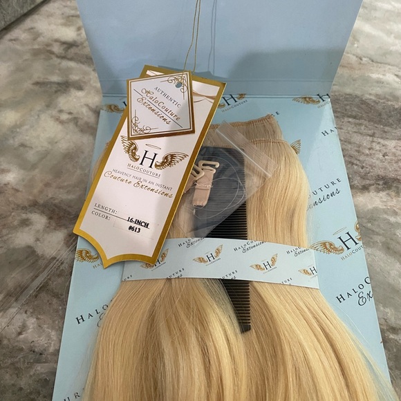 16 inch Halo Couture Light Blonde Hair Extensions NWT Color 613